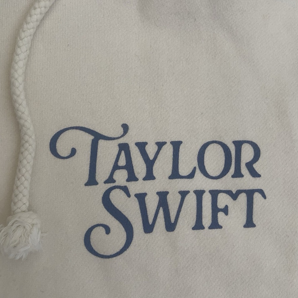 Taylor Swift 1989 Album We Never Go Out Of Style Hoodie Size Large L - Picture 5 of 7